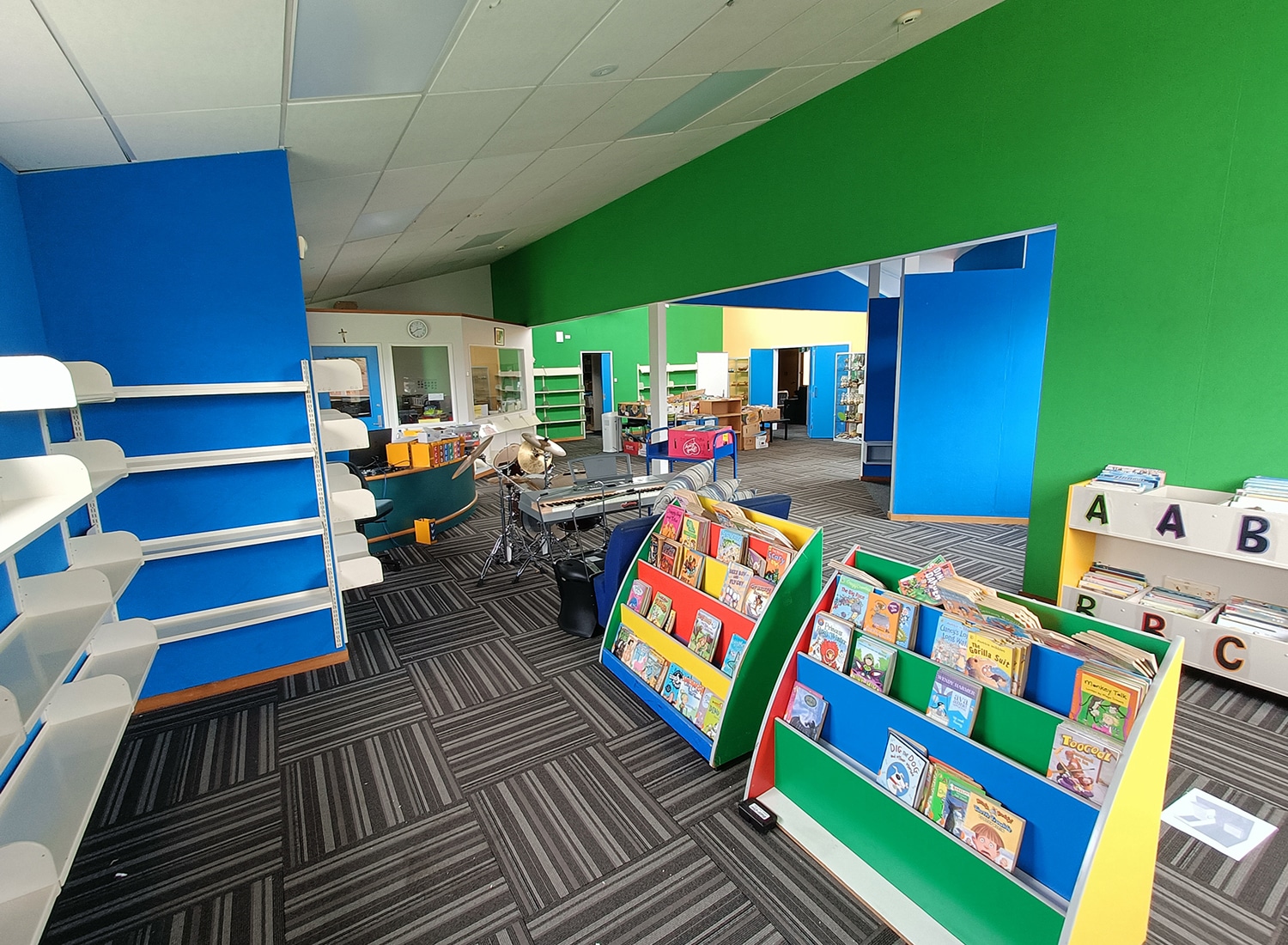 new autex wall lining - library and music room - Holy Cross Papatoetoe school